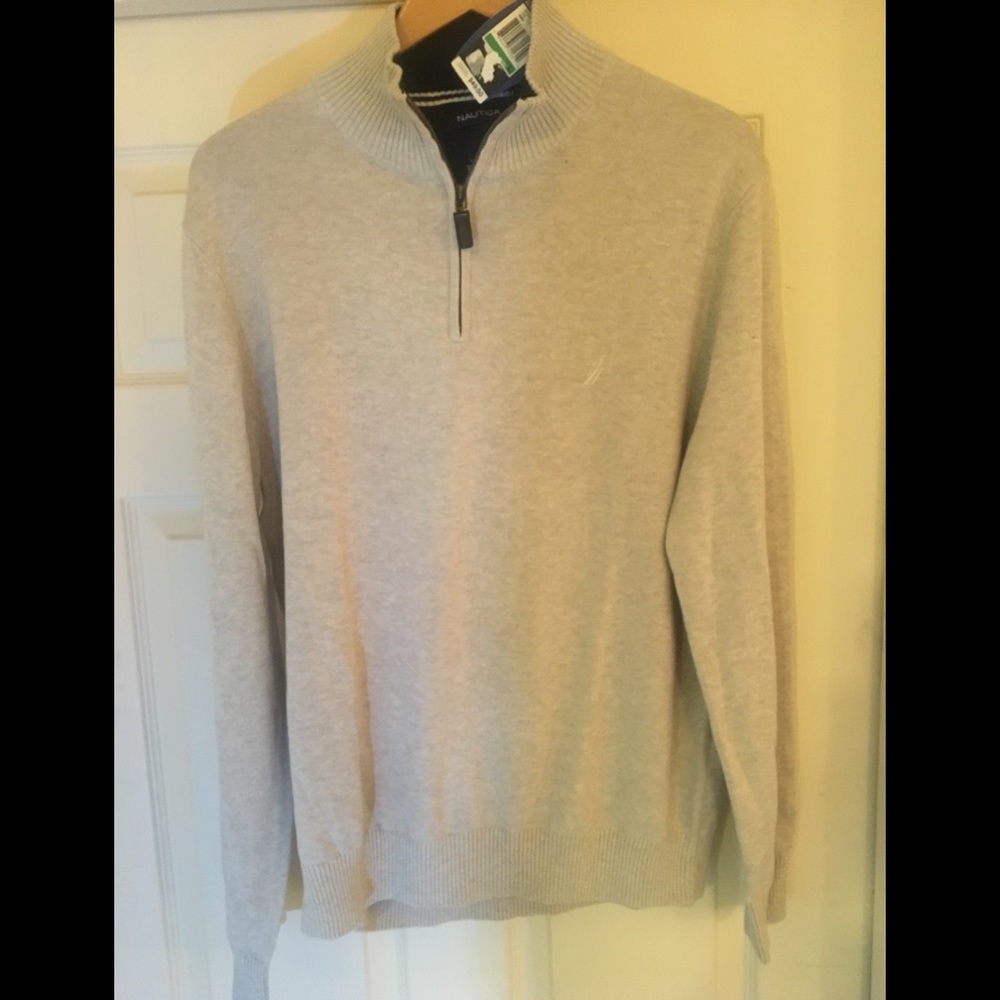 Sweater. Nautica. Brand new